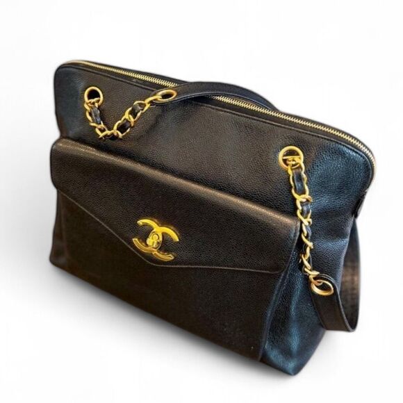 Authentic Vintage CHANEL Black Caviar Leather CC Logo Turn Lock Chain St… - Picture 5 of 15
